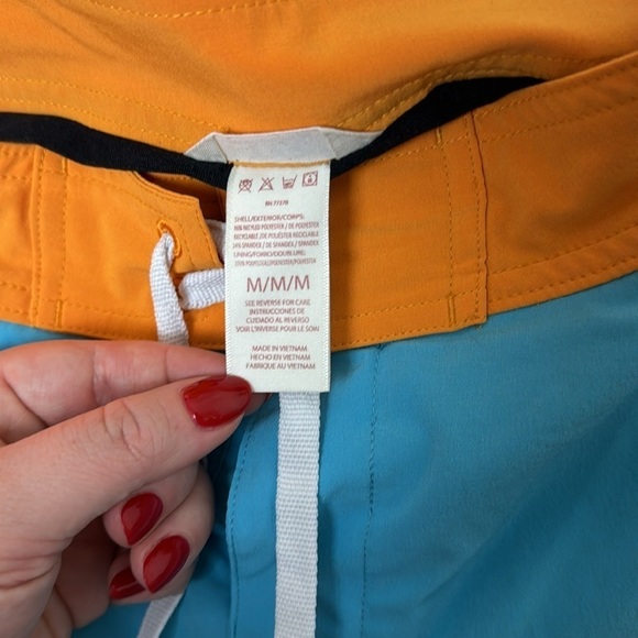 TYR Trunks board shorts Medium blue piping slight imperfection shown in pics - Picture 8 of 12